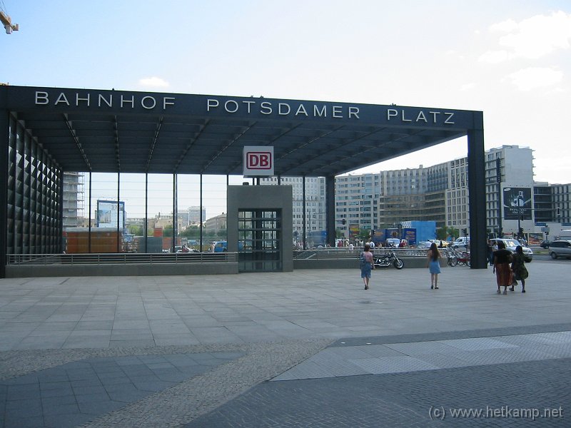015_potsdamer_platz.jpg - Bahnhof Potsdamer Platz